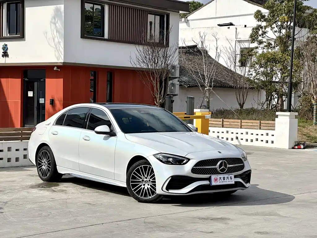 Mercedes-Benz C-Class 2023 facelift C 260 L sports version купить на сайте DeffCars