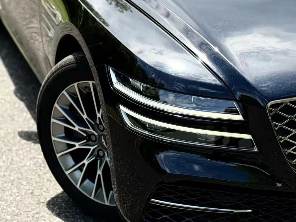 Genesis G80 2023 2.5T four-wheel drive luxury version купить на сайте DeffCars