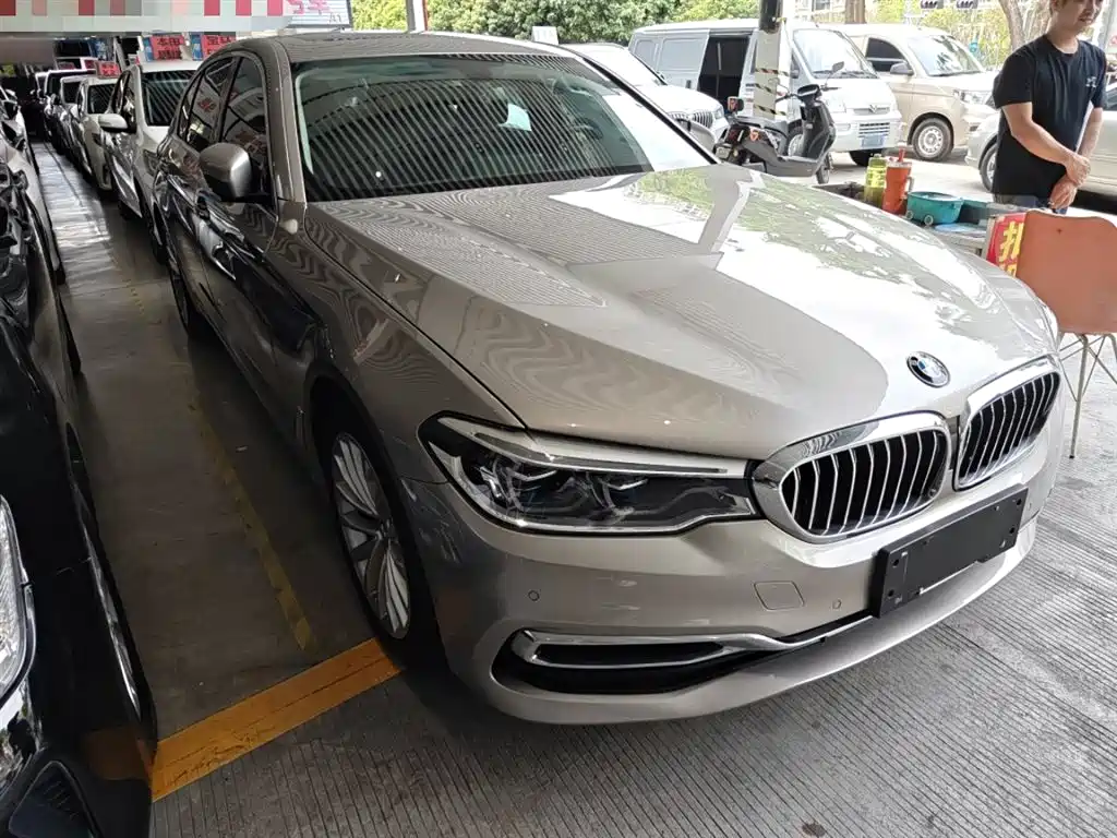 BMW 5 Series 2020 530Li Leading Luxury Package купить на сайте DeffCars