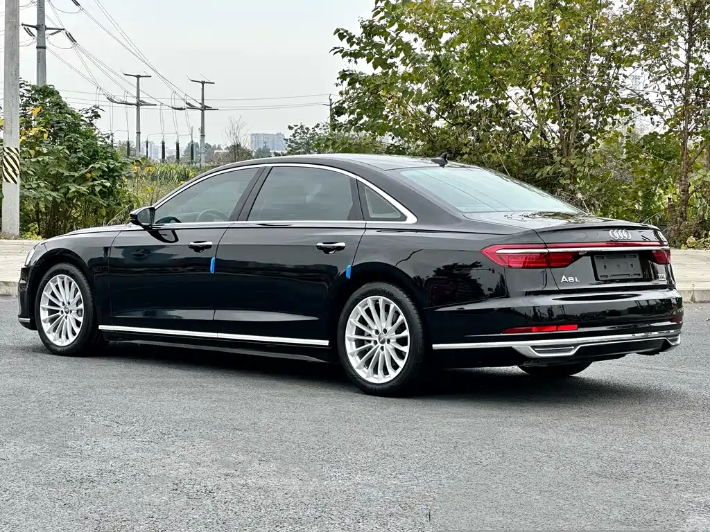 Audi A8 2019 facelift Plus A8L 50 TFSI quattro comfort type купить на сайте DeffCars