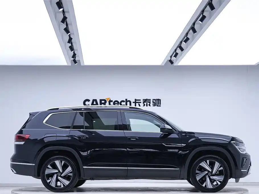 Touron 2022 380TSI four-wheel drive luxury version купить на сайте DeffCars