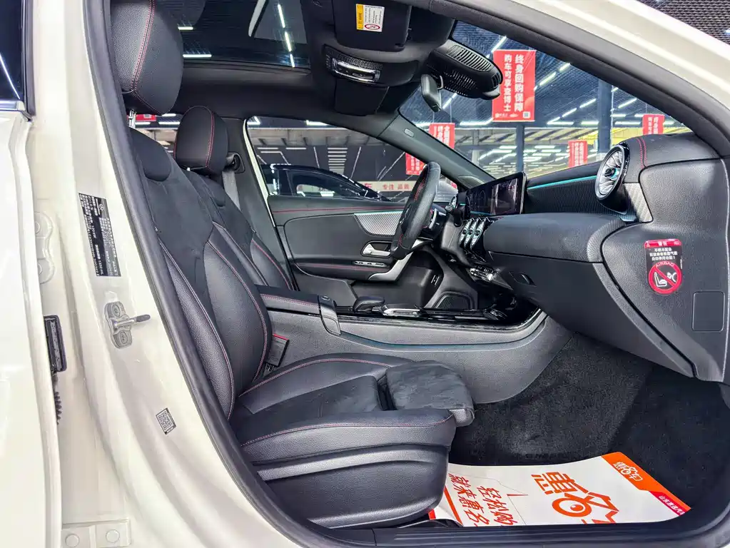 Mercedes-Benz A-Class 2024 A 200 L Fashion купить на сайте DeffCars