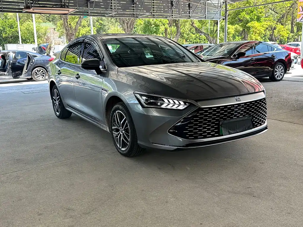 Qin PLUS 2023 Champion Edition DM-i 120KM Transcendent Type купить на сайте DeffCars