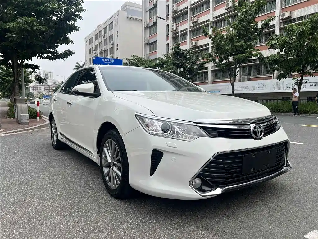 Camry 2016 2.5G 10th Anniversary Deluxe Navigation Edition купить на сайте DeffCars