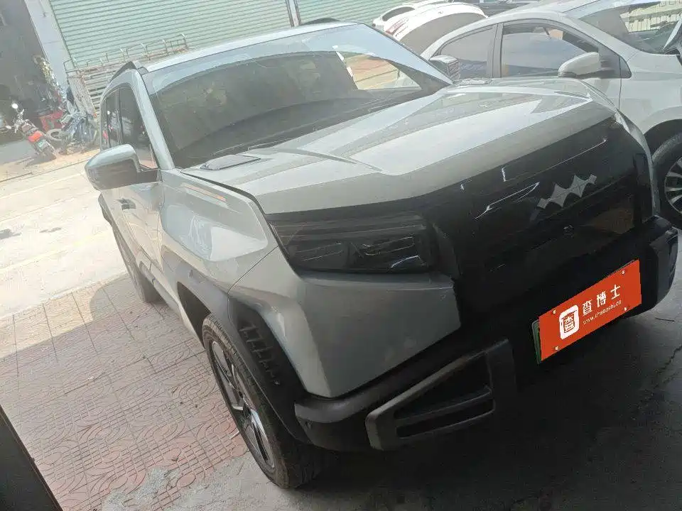 Titanium 3 2025 501KM four-wheel drive Ultra version купить на сайте DeffCars