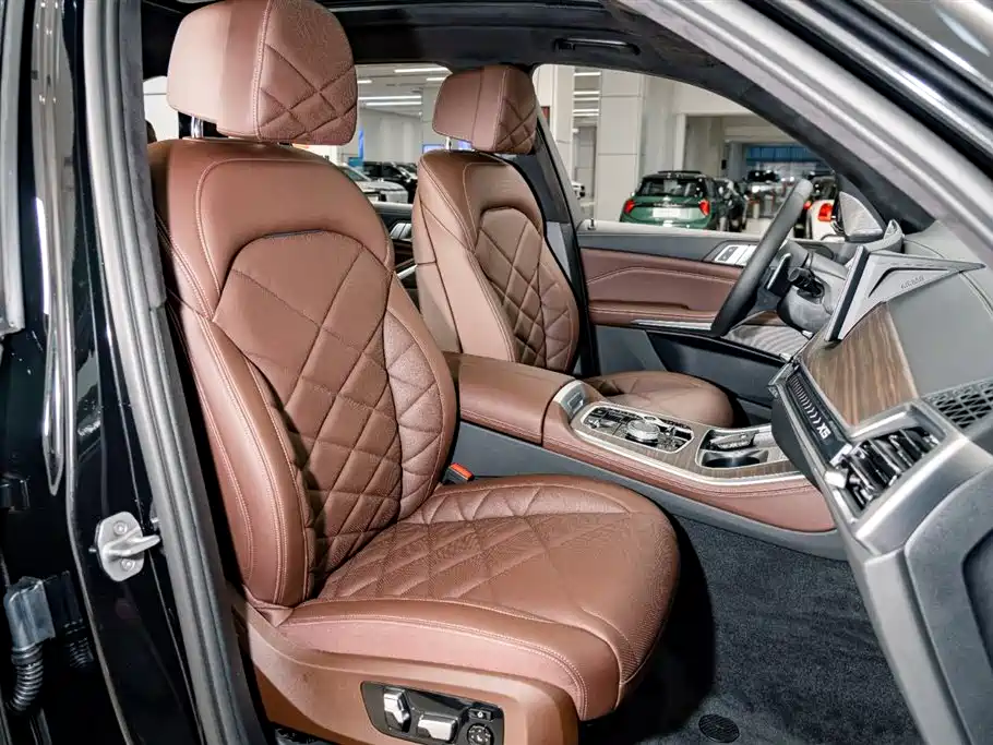 BMW X5 2025 xDrive 40Li Exclusive M Sports Night Package купить на сайте DeffCars
