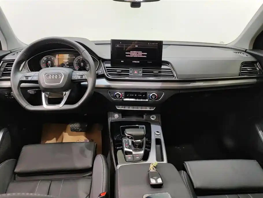 Audi Q5L 2024 40 TFSI Fashionable and Dynamic купить на сайте DeffCars