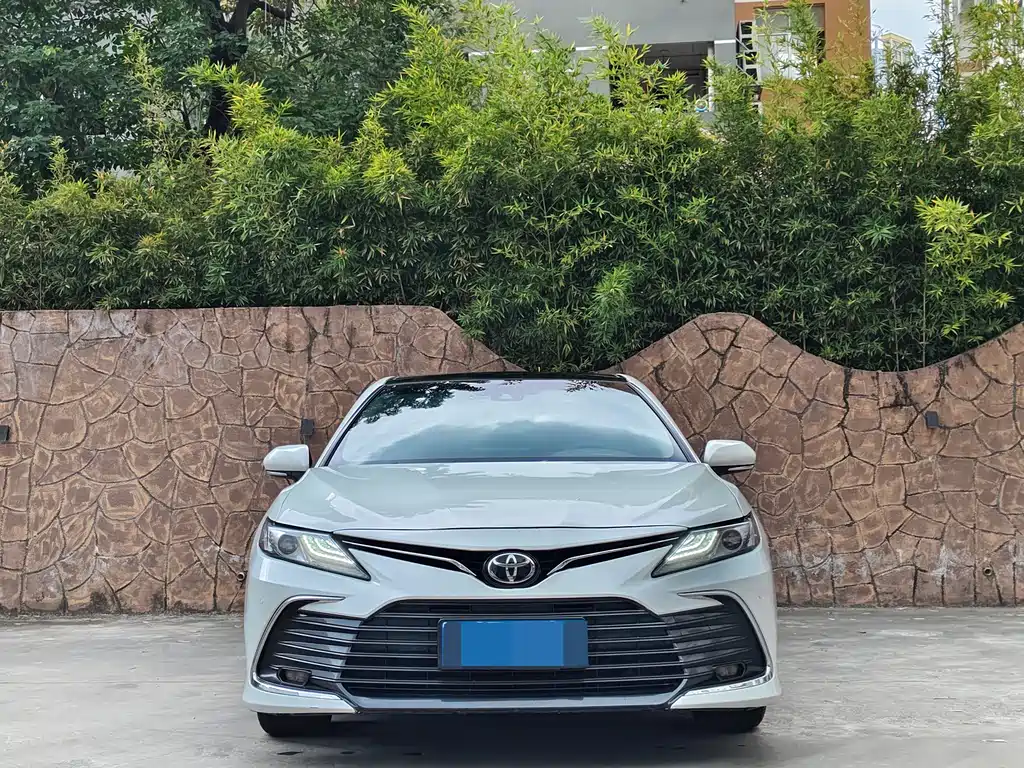 Camry 2021 2.5G Deluxe Edition купить на сайте DeffCars