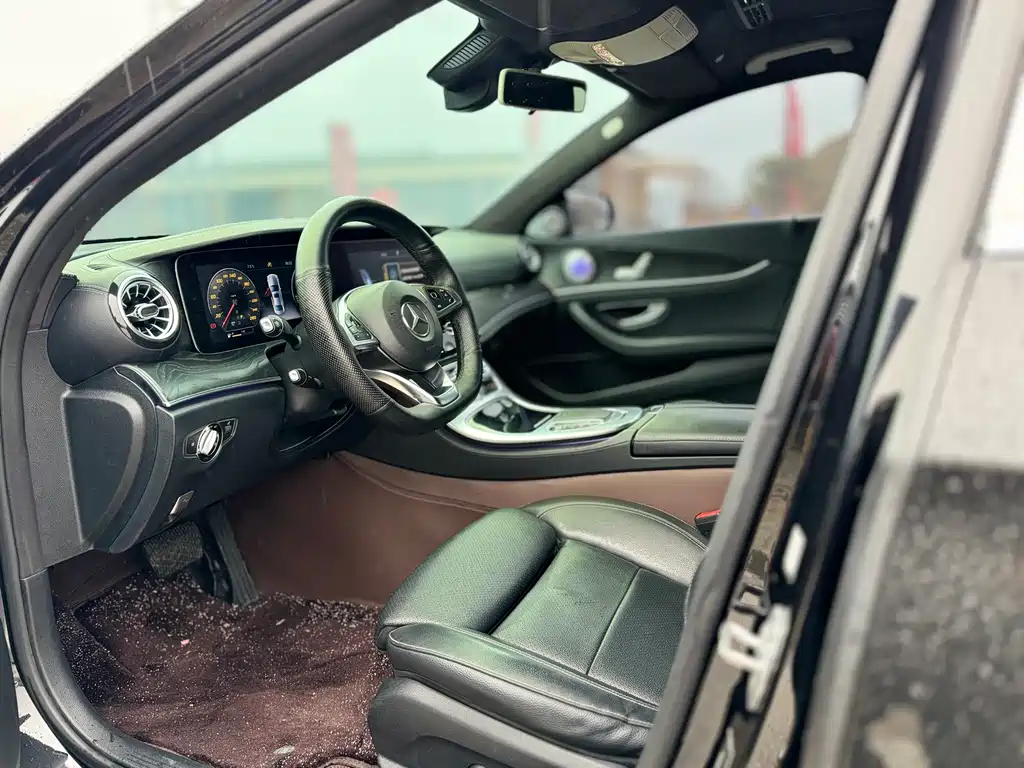 Mercedes-Benz E-Class 2016 E 200 L Sports купить на сайте DeffCars