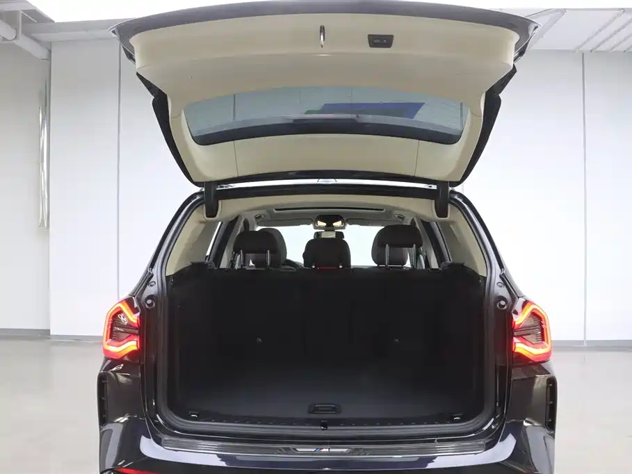 BMW X3 2023 xDrive30i Advanced M Night Package купить на сайте DeffCars