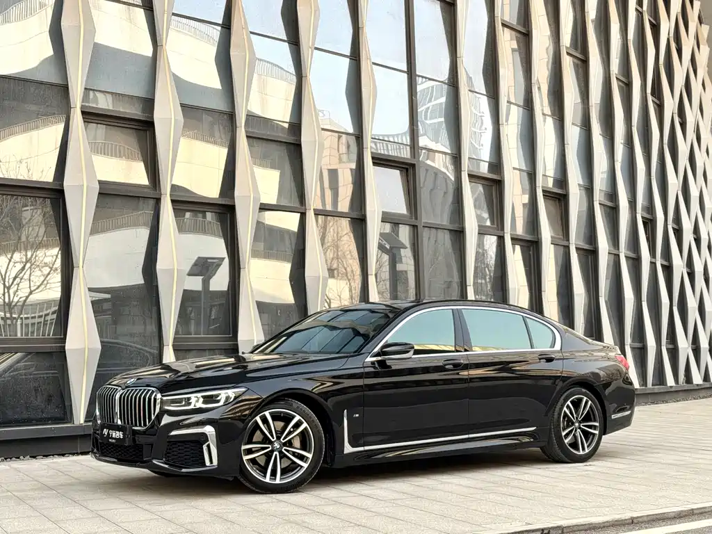BMW 7 Series 2021 730Li M Sports Package купить на сайте DeffCars