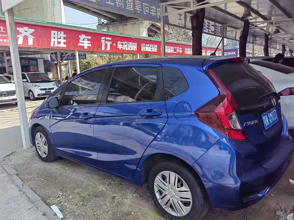 Fit 2020 1.5L CVT Comfort Edition купить на сайте DeffCars