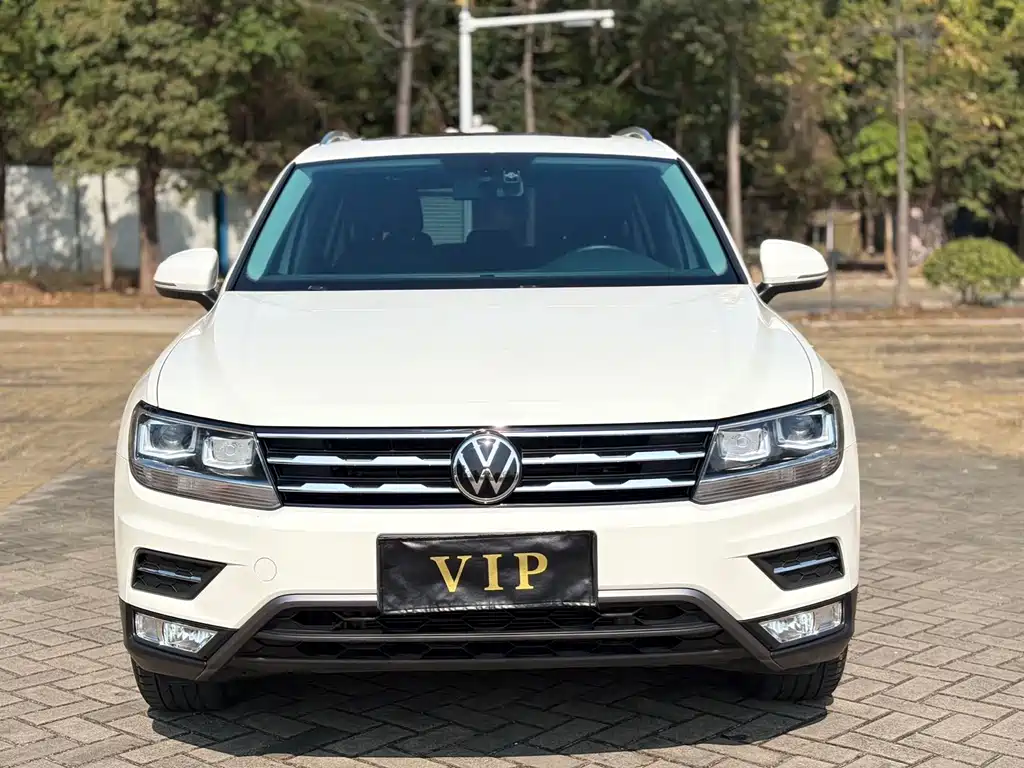 Tiguan L 2021 330TSI automatic two-wheel drive smart version купить на сайте DeffCars