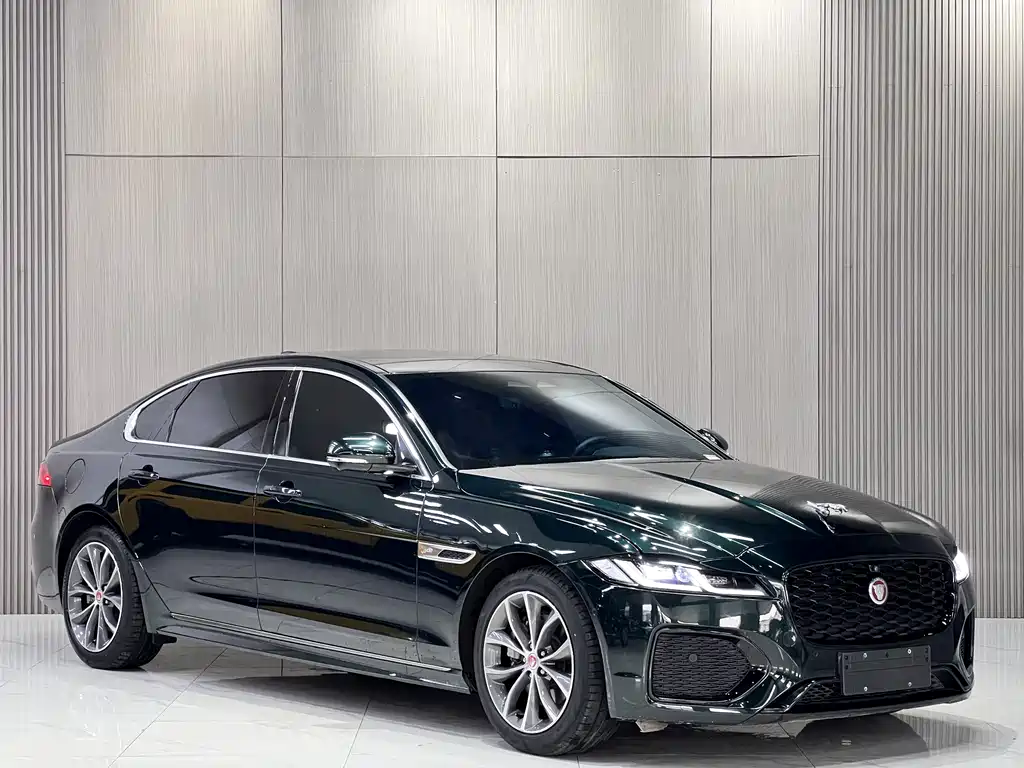 Jaguar XFL 2022 XFL 2.0T P250 two-wheel drive elite sports version купить на сайте DeffCars