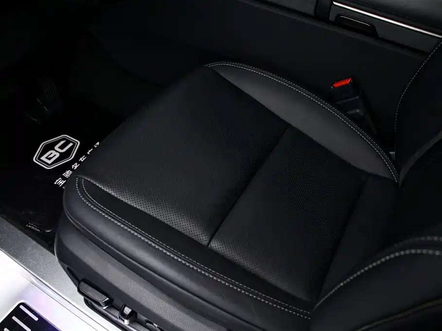 Lexus LM 2023 500h six-seater premium version купить на сайте DeffCars