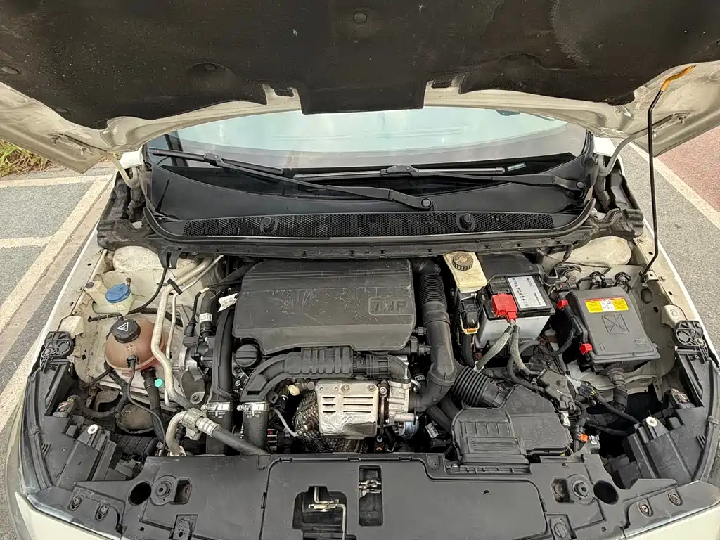 Peugeot 408 2015 1.2T automatic luxury version купить на сайте DeffCars