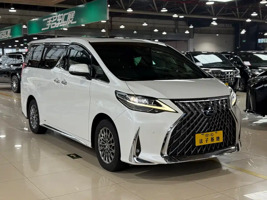 Lexus LM 2020 300h seven-seater elegant version купить на сайте DeffCars