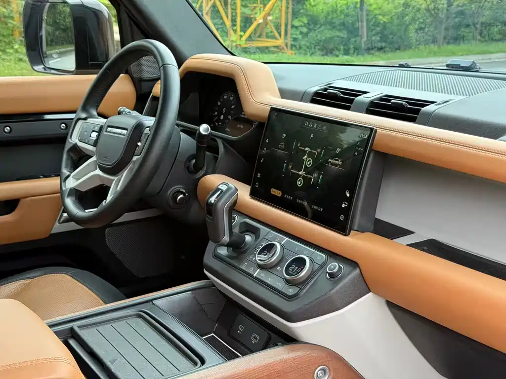 Land Rover Defender 2024 110 3.0T P400 Dark Special Edition купить на сайте DeffCars