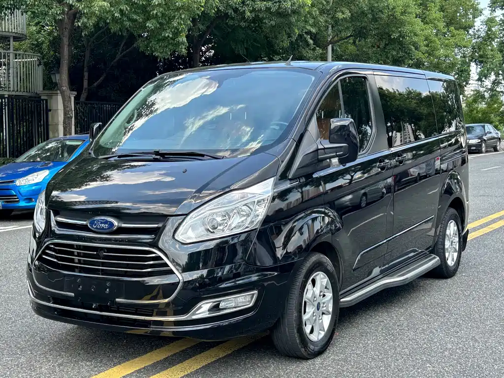 Tourneo 2020 2.0T Automatic Elite Edition Country VI купить на сайте DeffCars