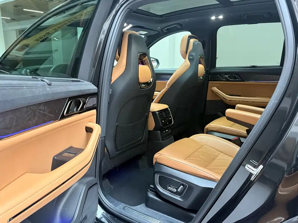 Lynk & Co 09 EM-P 2021 2.0T PHEV Halo six seats купить на сайте DeffCars