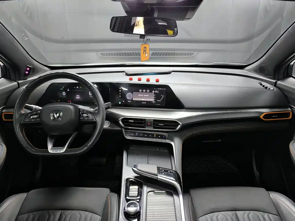 Changan UNI-T 2022 1.5T premium model купить на сайте DeffCars