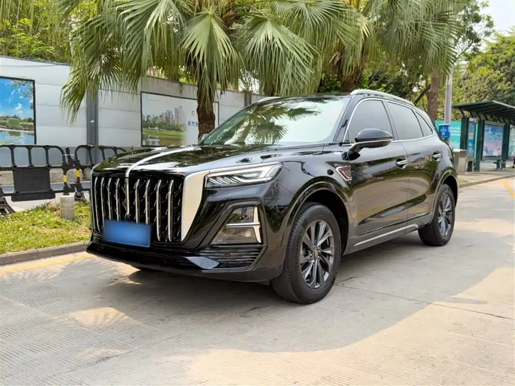 Hongqi HS5 2023 2.0T Qixiang Pro version купить на сайте DeffCars