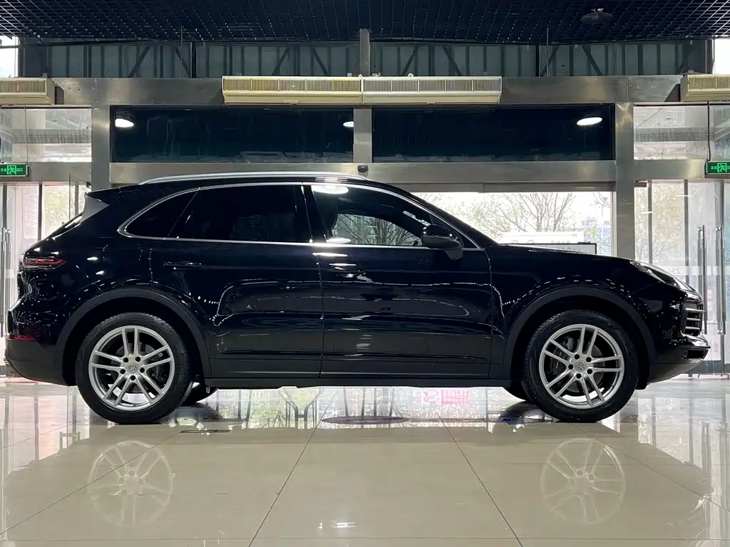 Cayenne 2019 3.0T купить на сайте DeffCars