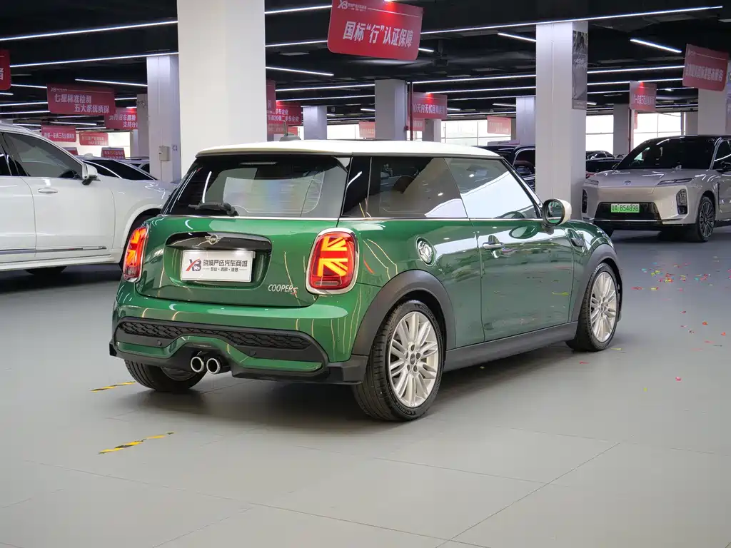 Mini 2022 2.0T Cooper S Classic Pie купить на сайте DeffCars