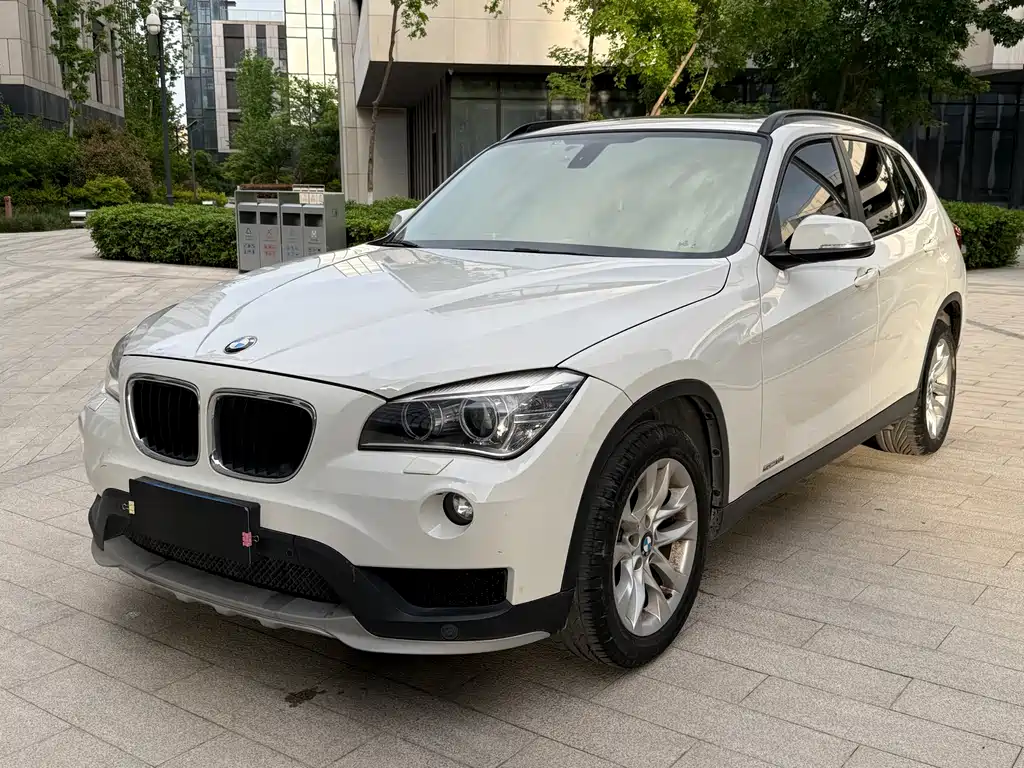BMW X1 2014 sDrive18i leading model купить на сайте DeffCars