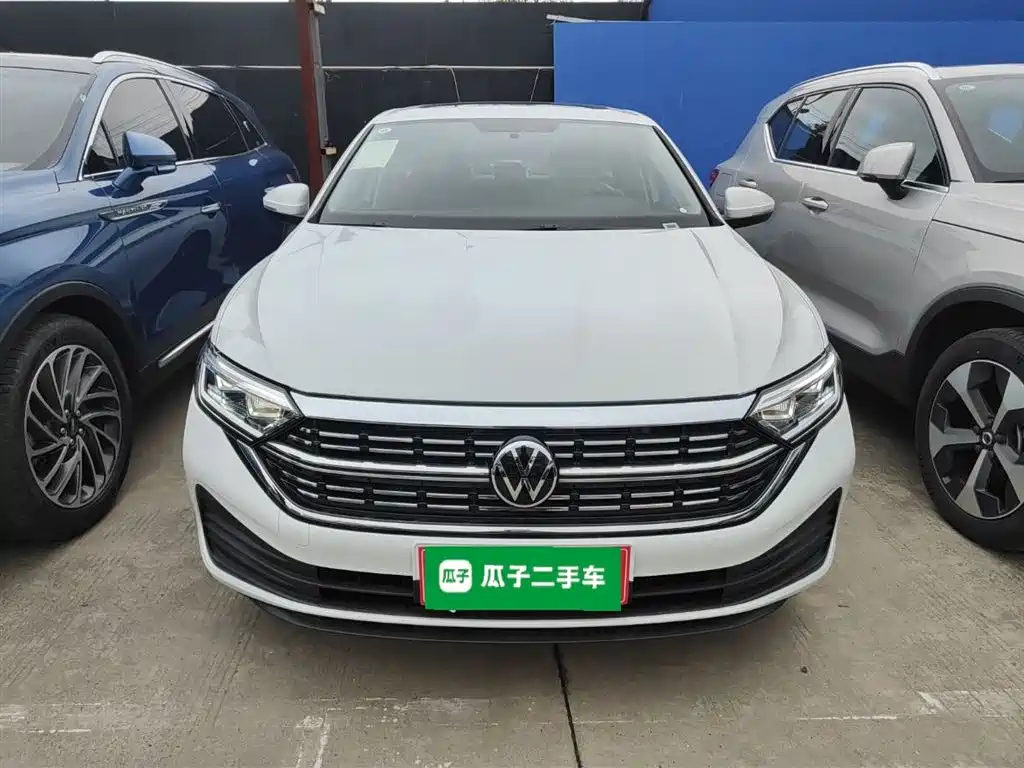 Sagitar 2025 facelift 200TSI DSG flyover version купить на сайте DeffCars