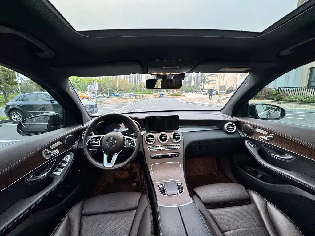 Mercedes-Benz GLC 2022 facelift GLC 300 L 4MATIC Dynamic Edition купить на сайте DeffCars