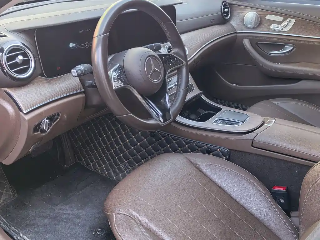 Mercedes-Benz E-Class 2023 E 300 L Sports Luxury купить на сайте DeffCars