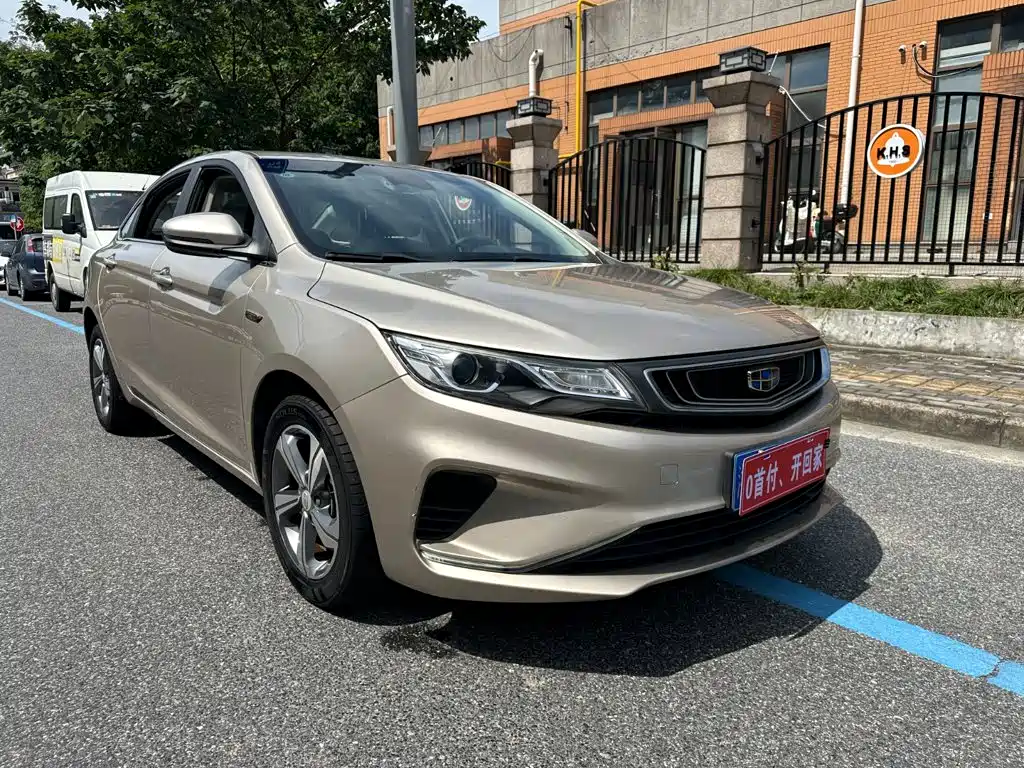 Emgrand GL 2018 1.4T manual elite smart connected model купить на сайте DeffCars