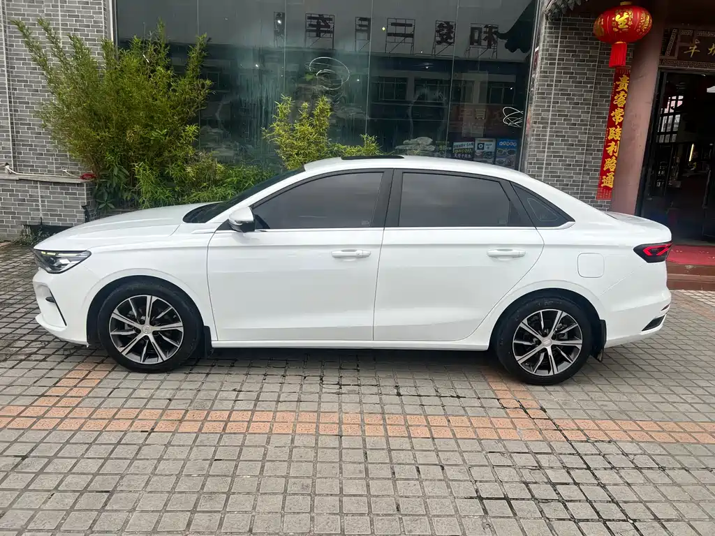 Emgrand 2022 4th generation 1.5L CVT flagship model купить на сайте DeffCars