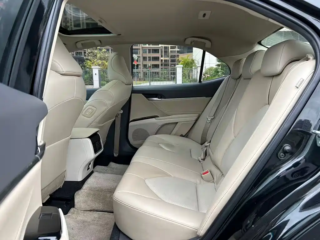 Camry 2021 2.0G Deluxe Edition купить на сайте DeffCars