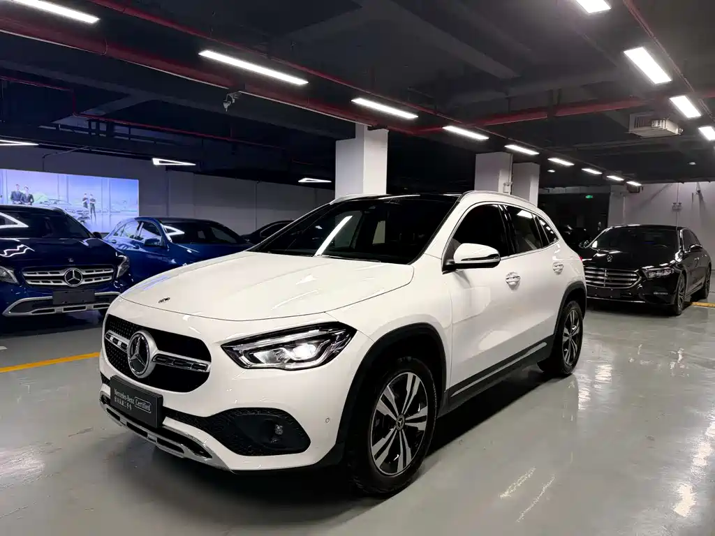Mercedes-Benz GLA 2022 GLA 200 купить на сайте DeffCars