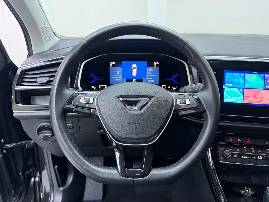 JETTA VS5 2022 280TSI Automatic Honor Pro купить на сайте DeffCars