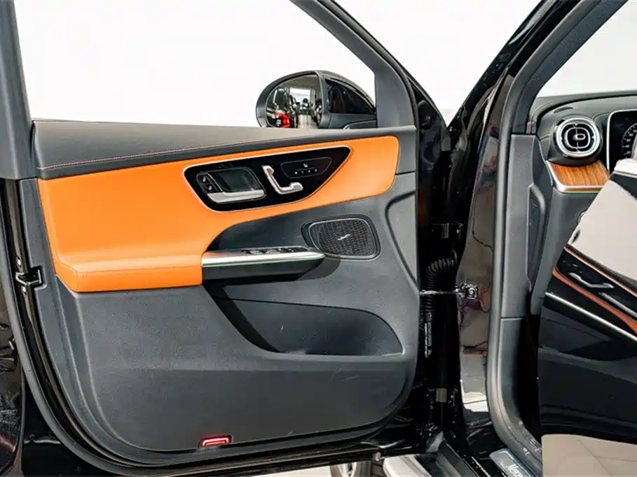 Mercedes-Benz GLC New Energy 2025 350 e L 4MATIC Collector's Edition купить на сайте DeffCars