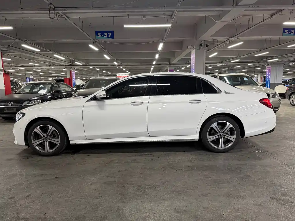 Mercedes-Benz E-Class 2018 E 200 L Sports купить на сайте DeffCars