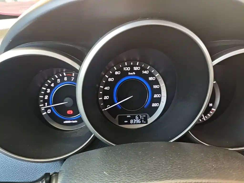 Eado XT 2015 1.6L manual handsome model National V купить на сайте DeffCars