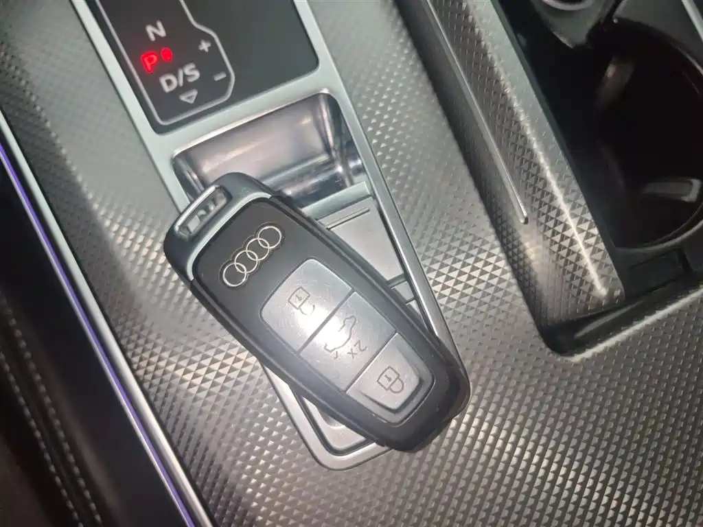 Audi A6L 2023 facelift 45 TFSI premium dynamic model купить на сайте DeffCars