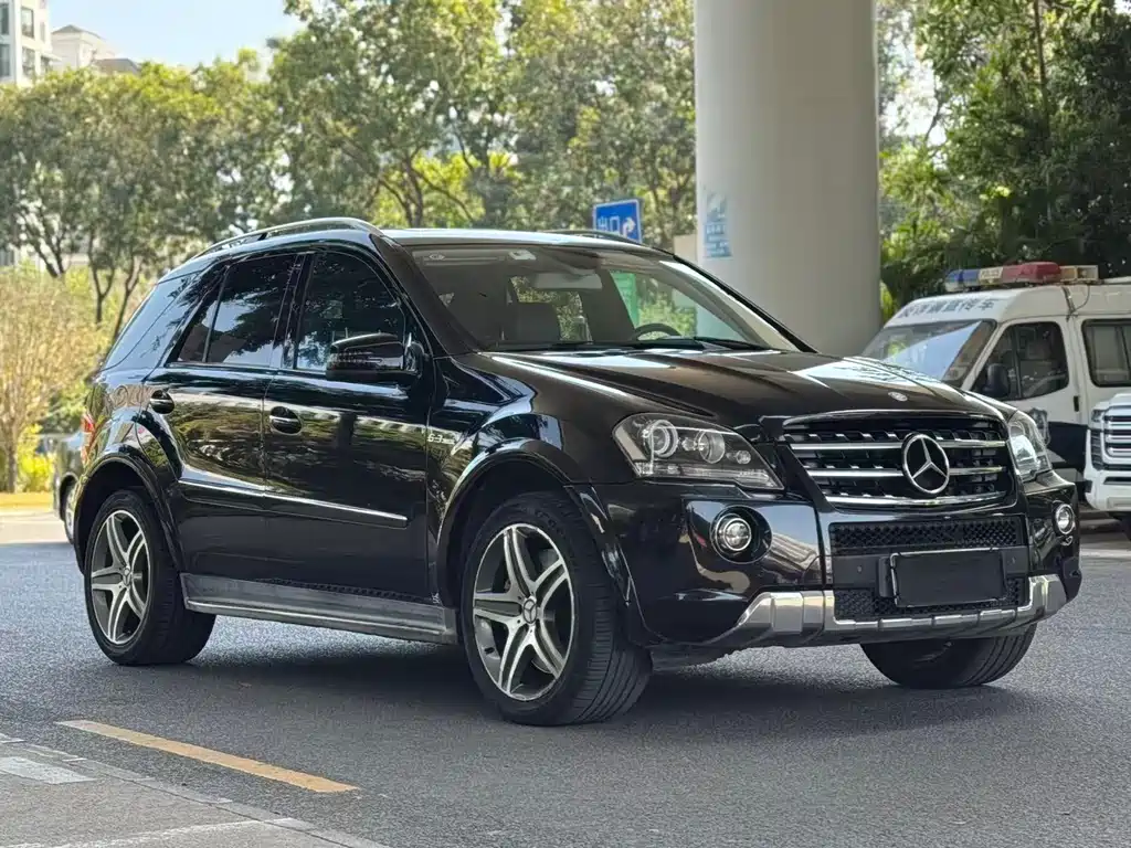 Mercedes-Benz M-Class AMG 2012 AMG ML 63 купить на сайте DeffCars