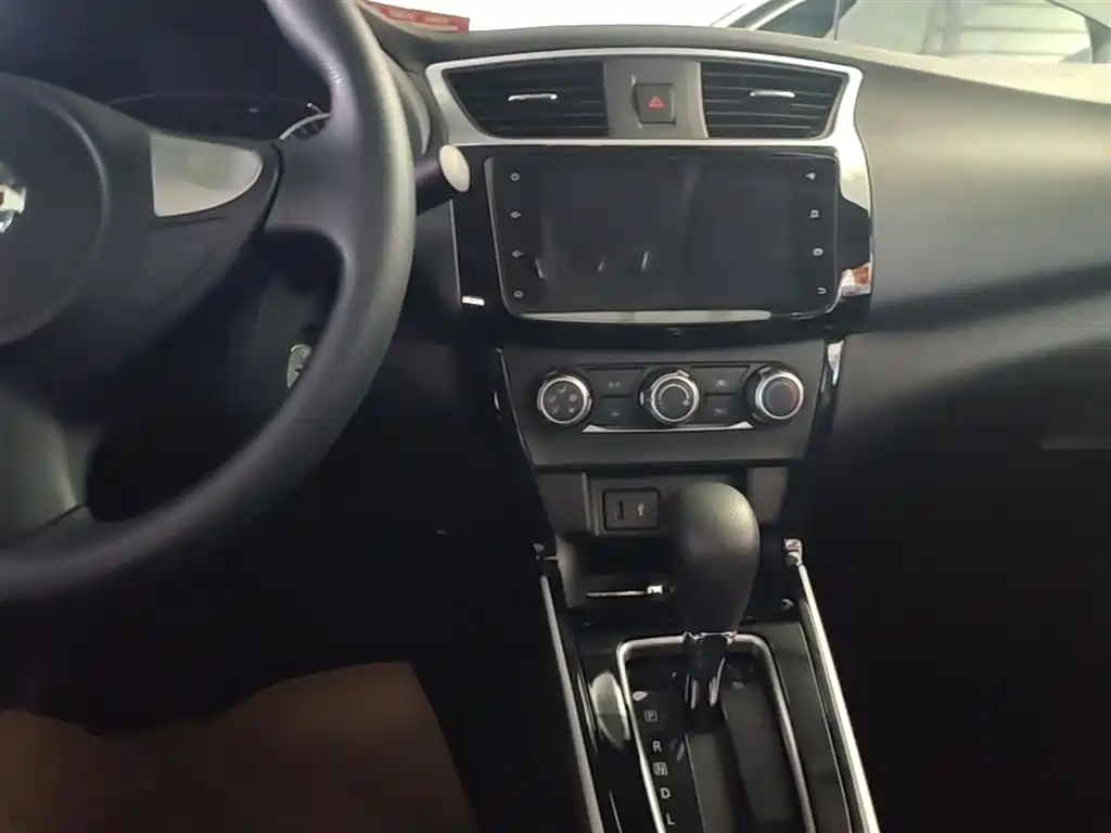 Sylphy 2021 Classic 1.6XL CVT Deluxe Edition купить на сайте DeffCars