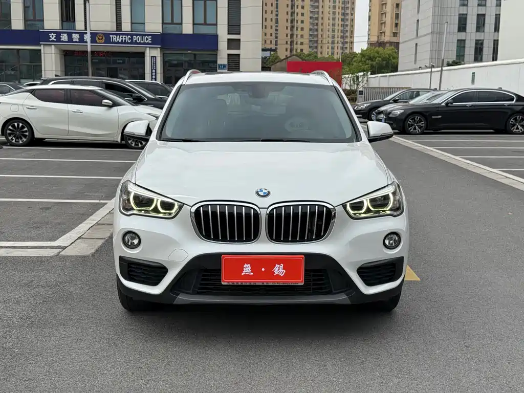 BMW X1 2019 sDrive20Li Leading Model купить на сайте DeffCars