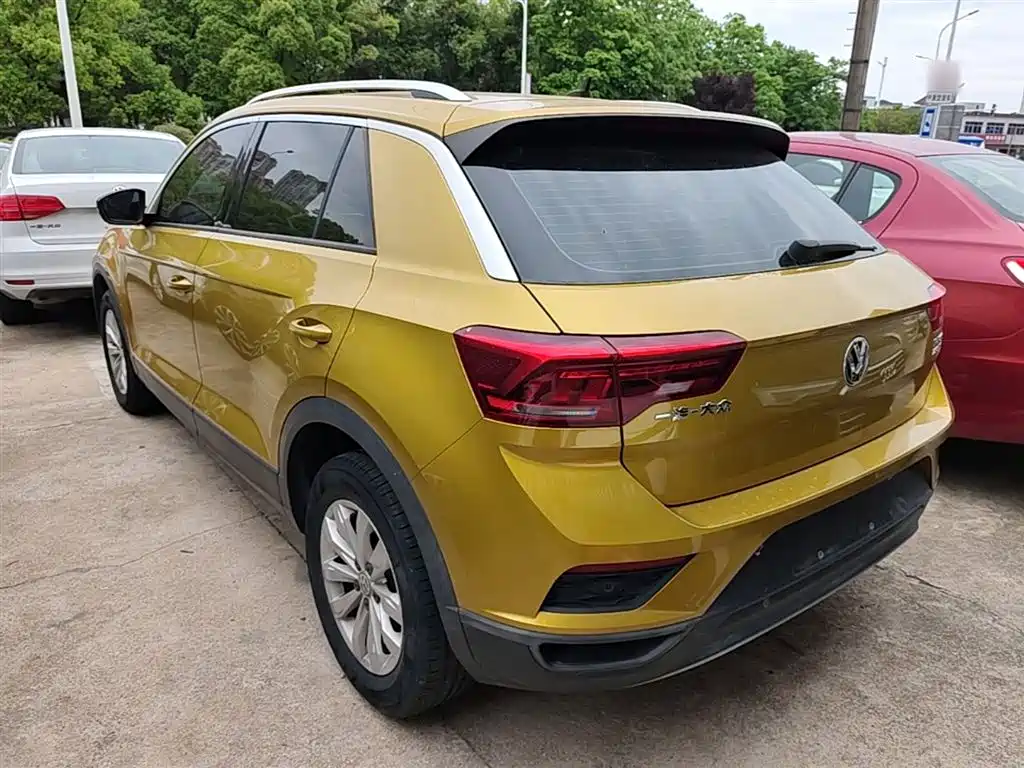 T-ROC 2018 model 230TSI DSG two-wheel drive fashion model National V купить на сайте DeffCars