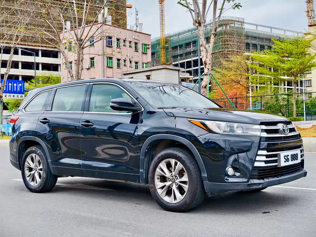 Highlander 2018 2.0T two-wheel drive elite version, 7 seats, National VI купить на сайте DeffCars