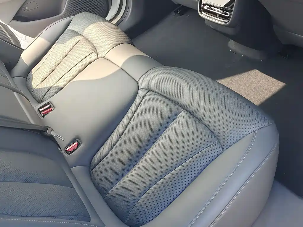 Xpeng P7+ 2024 Long Battery Life Max купить на сайте DeffCars