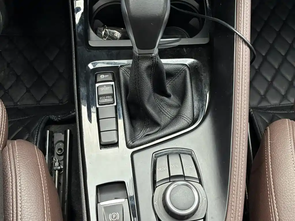 BMW X1 2019 sDrive18Li Exclusive Model купить на сайте DeffCars