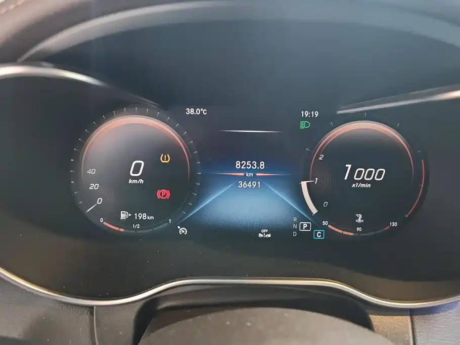 Mercedes-Benz GLC 2022 facelift 2 GLC 260 L 4MATIC luxury model купить на сайте DeffCars