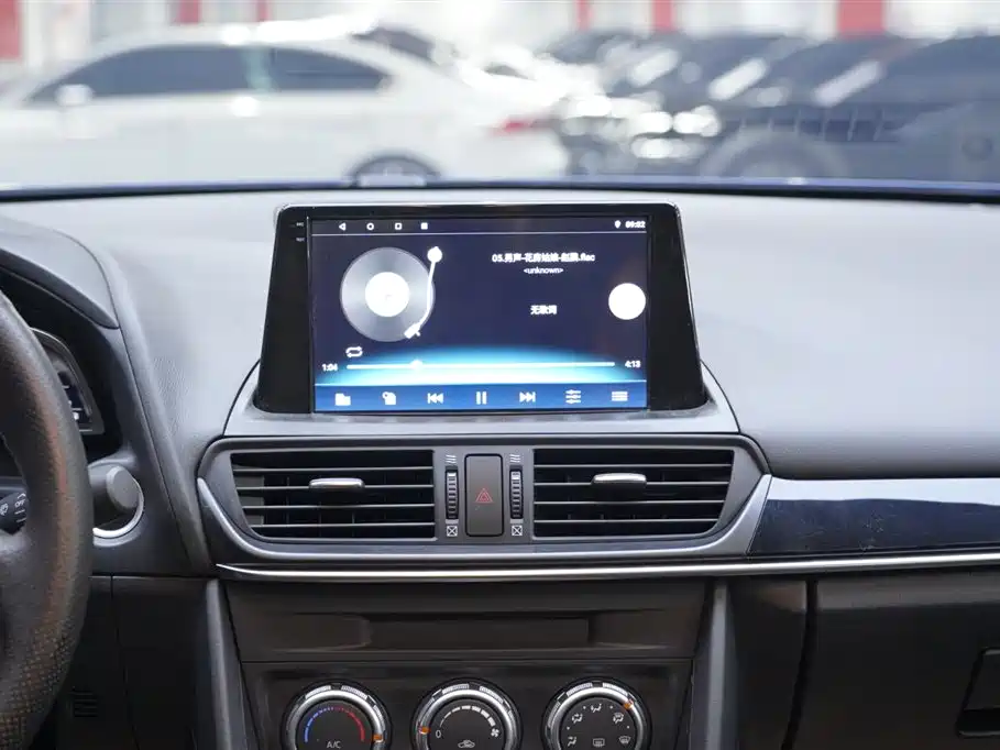 Mazda CX-4 2020 2.0L automatic two-wheel drive Blue Sky Vibrant Edition купить на сайте DeffCars